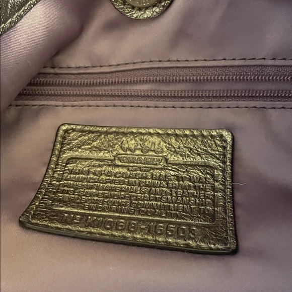 Vintage Coach Madison Metallic Silver Shoulder Bag - Picture 11 of 14